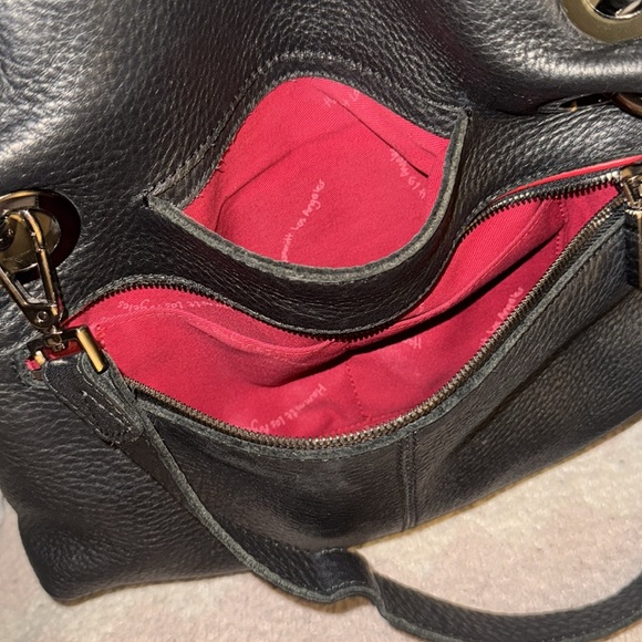 Hammitt Bags VIP Montana Pebbled Leather Fold Crossbody Bag Black Red gunmetal - Picture 13 of 13